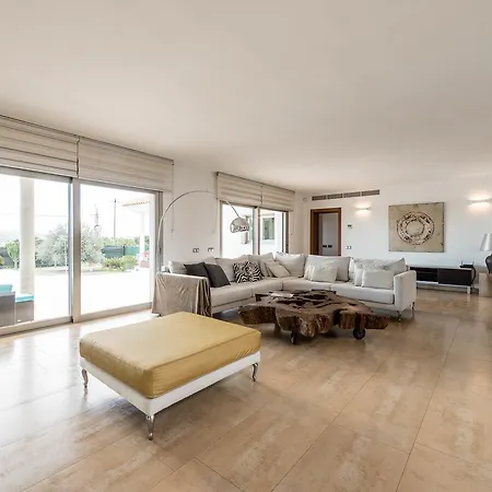 Villa Elena *